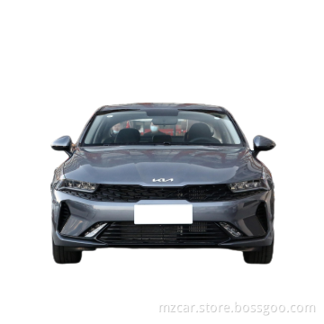 Yueda Kia K5 Kaiku 2021 270T CVVD Revitalized middelgrote sedan benzineauto 1.5t 170 pk 4 wiel nieuwe benzinecar